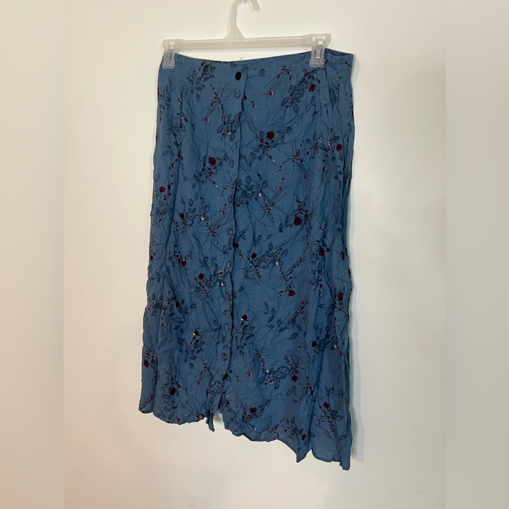 Button down floral print skirt